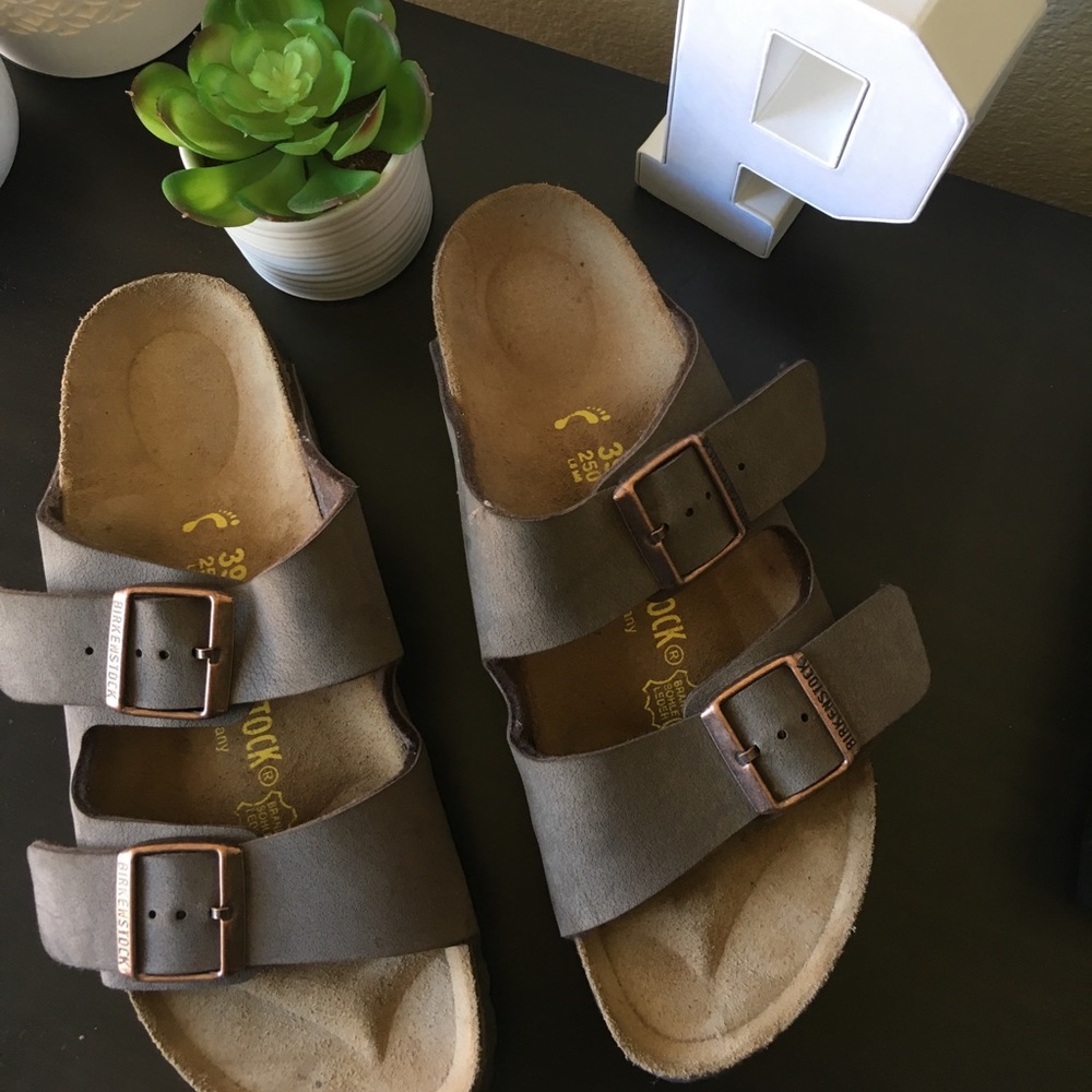 ‼️‼️‼️SOLD‼️‼️‼️‼️Mocca Birkenstock's