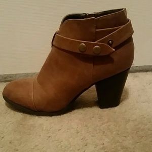 American Eagle by Payless Booties