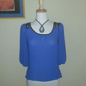 Hi lo A. Byer sheer top