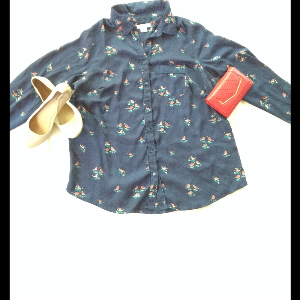 Plus size long sleeve button down🌻