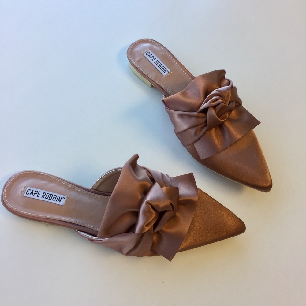 Blush Pointed Toe Slides - Picture 4 of 7