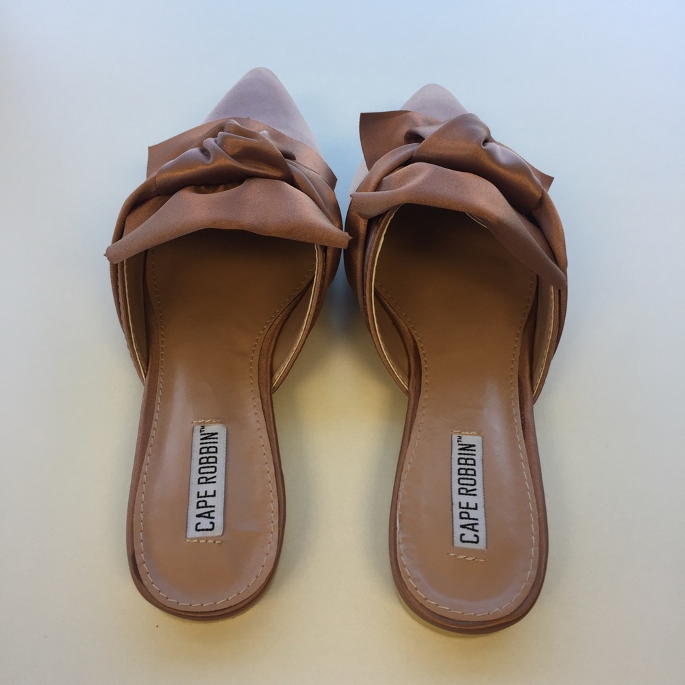 Blush Pointed Toe Slides - Picture 7 of 7