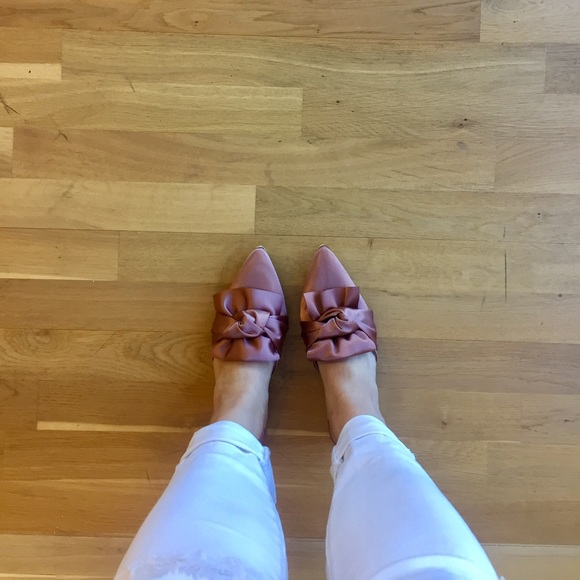 Blush Pointed Toe Slides - Picture 3 of 7