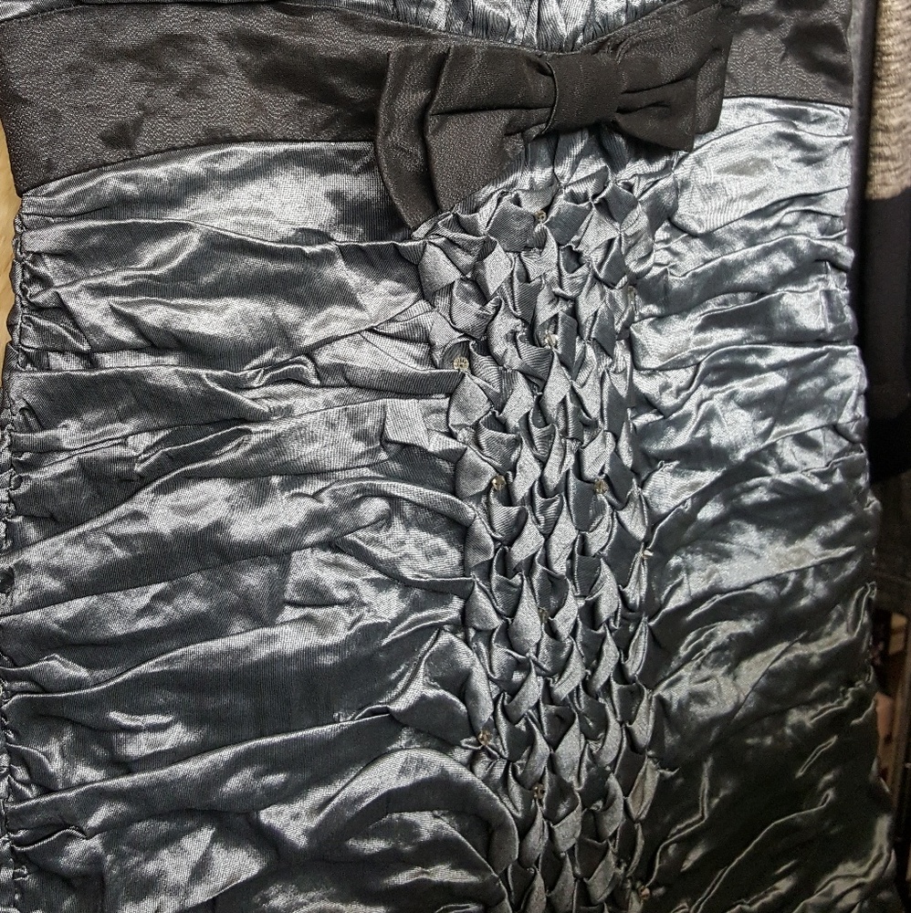 BCBG DRESS - Picture 4 of 5