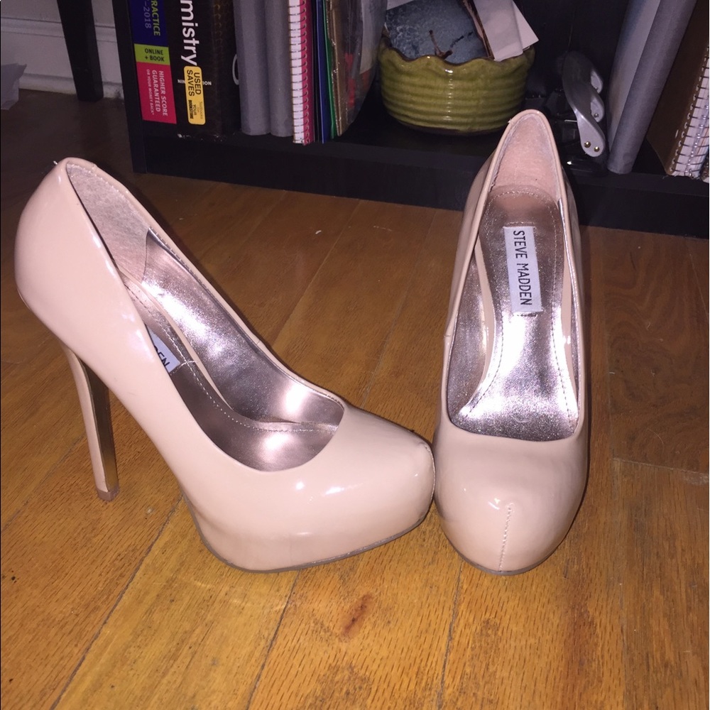 Steve Madden Nude Heels
