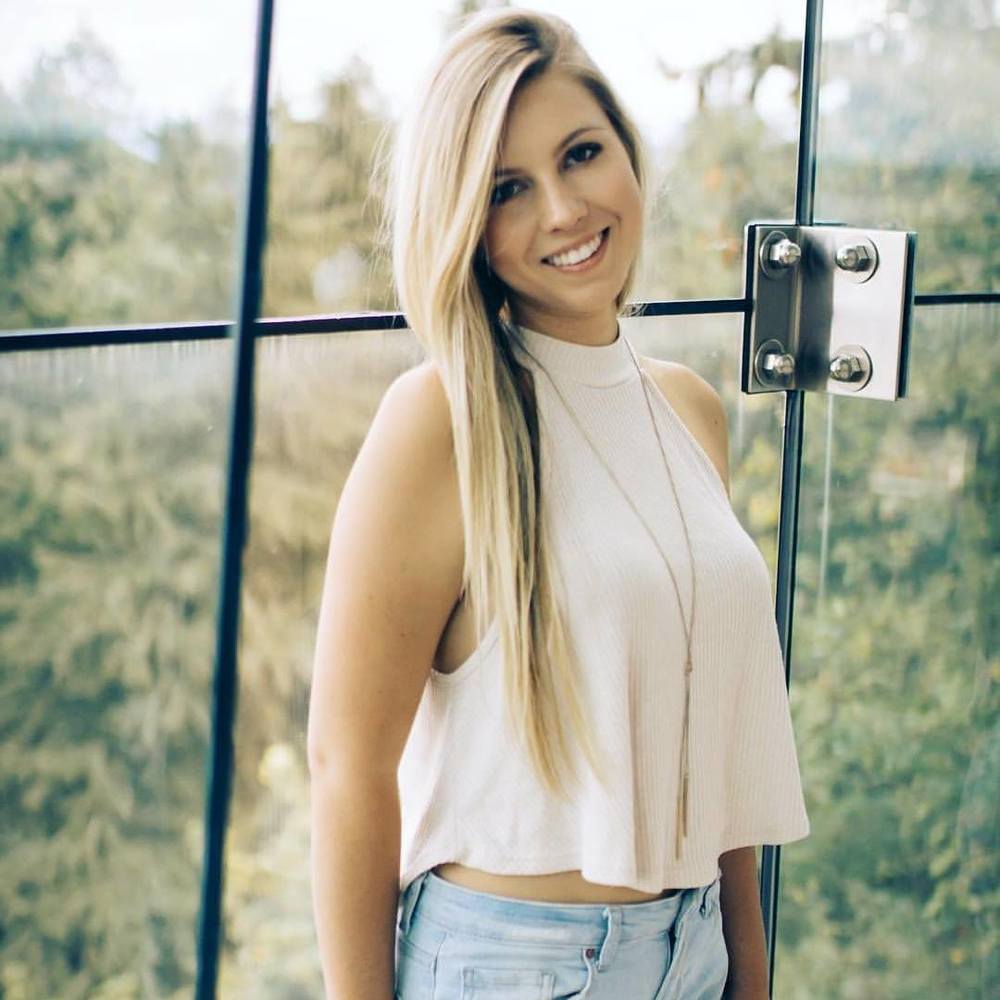 Meet your Posher, Madi