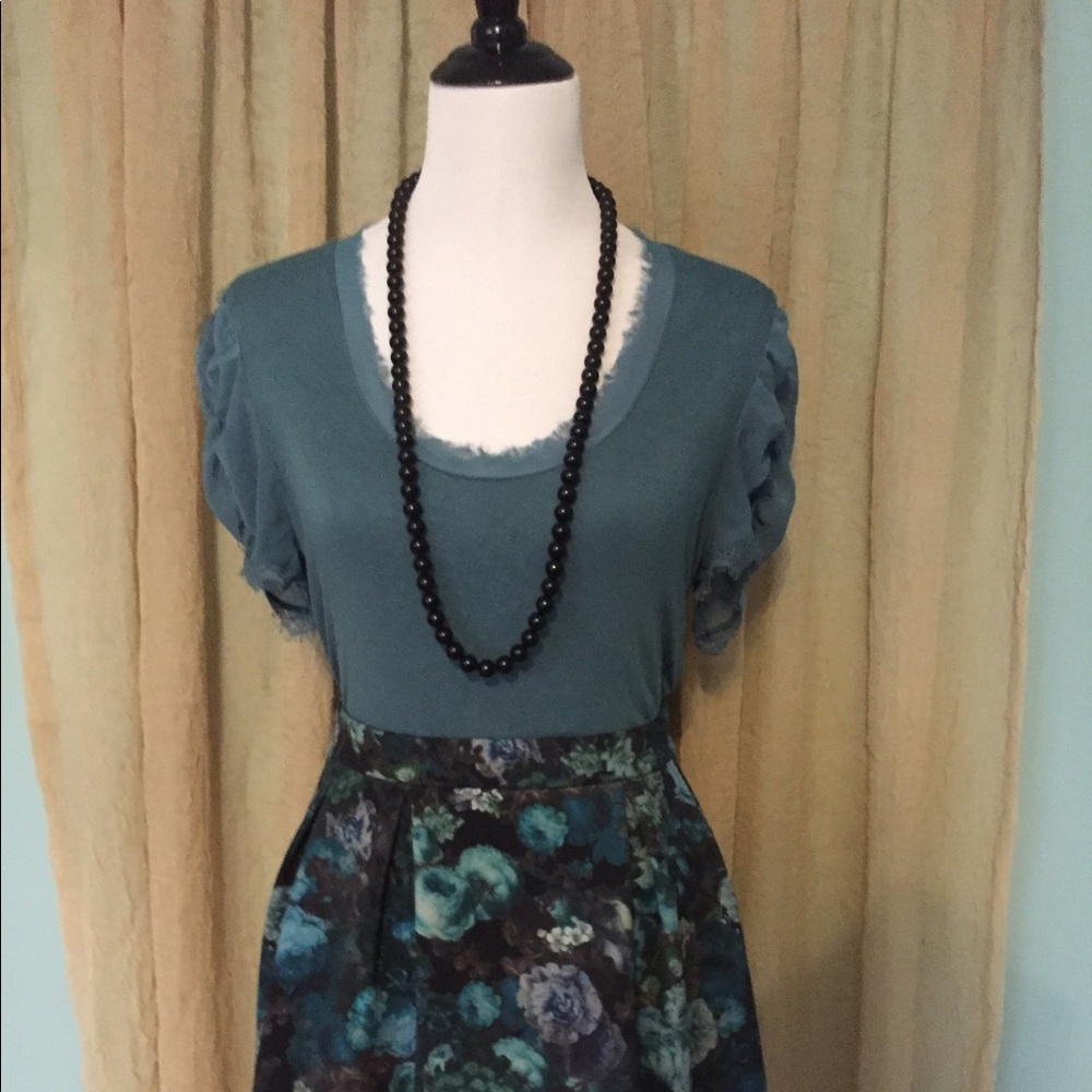 🏵 Bisou Bisou Dressy Tee