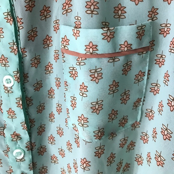 Mint Flower Button Up & Tie Blouse - Picture 4 of 5