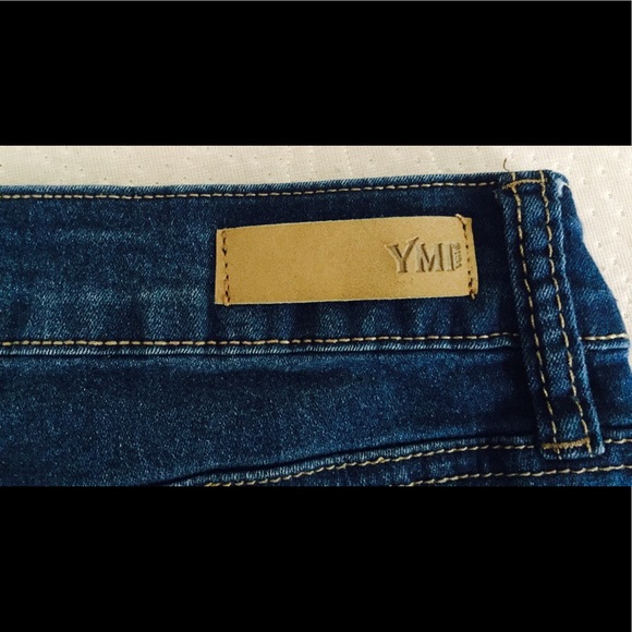 YMI Jean Shorts sz3 - Picture 3 of 4