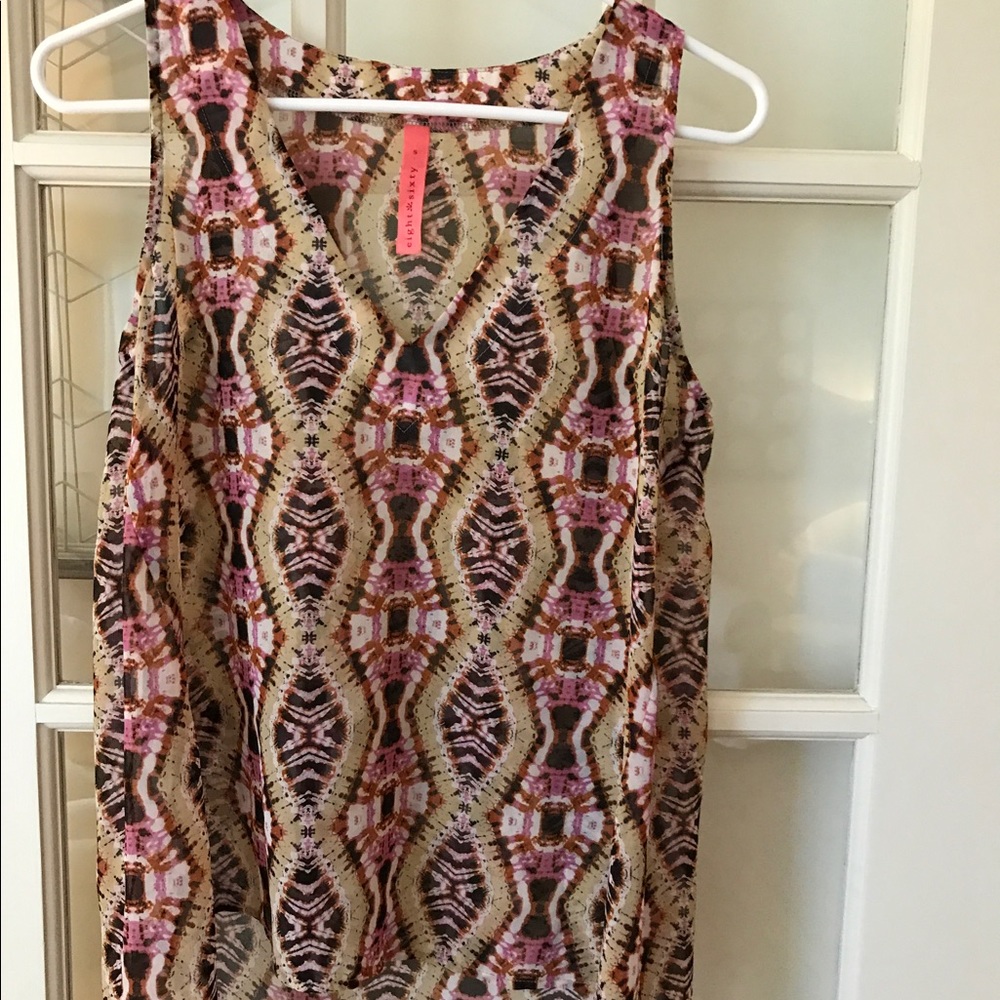 Eight Sixty tunic. Sz sm. Aztec print.