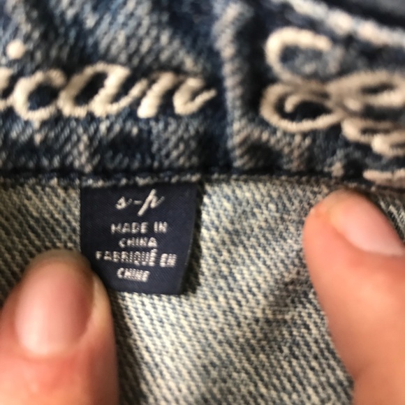Jean jacket - Picture 2 of 3