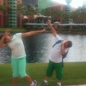 Meet your Posher, Tia