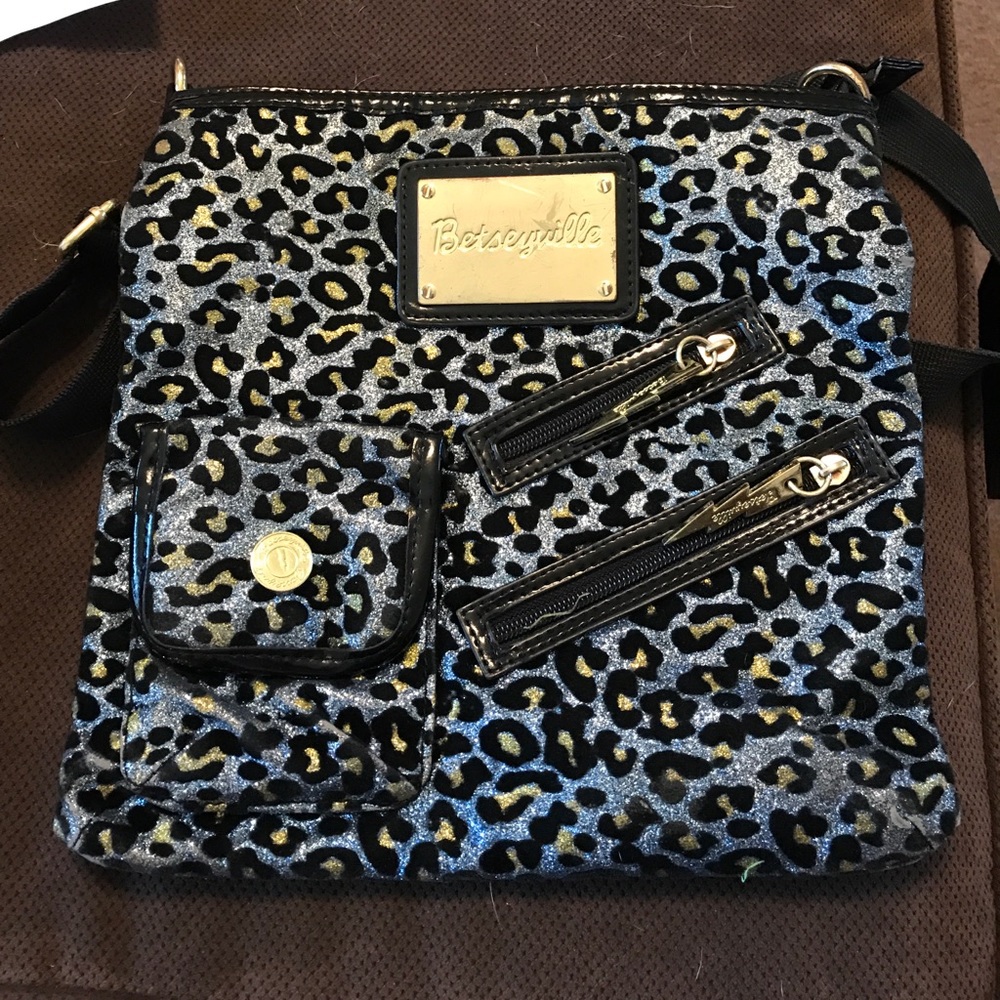 Betsey johnson cheetah satchel