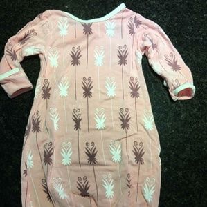 Kickee pants layette