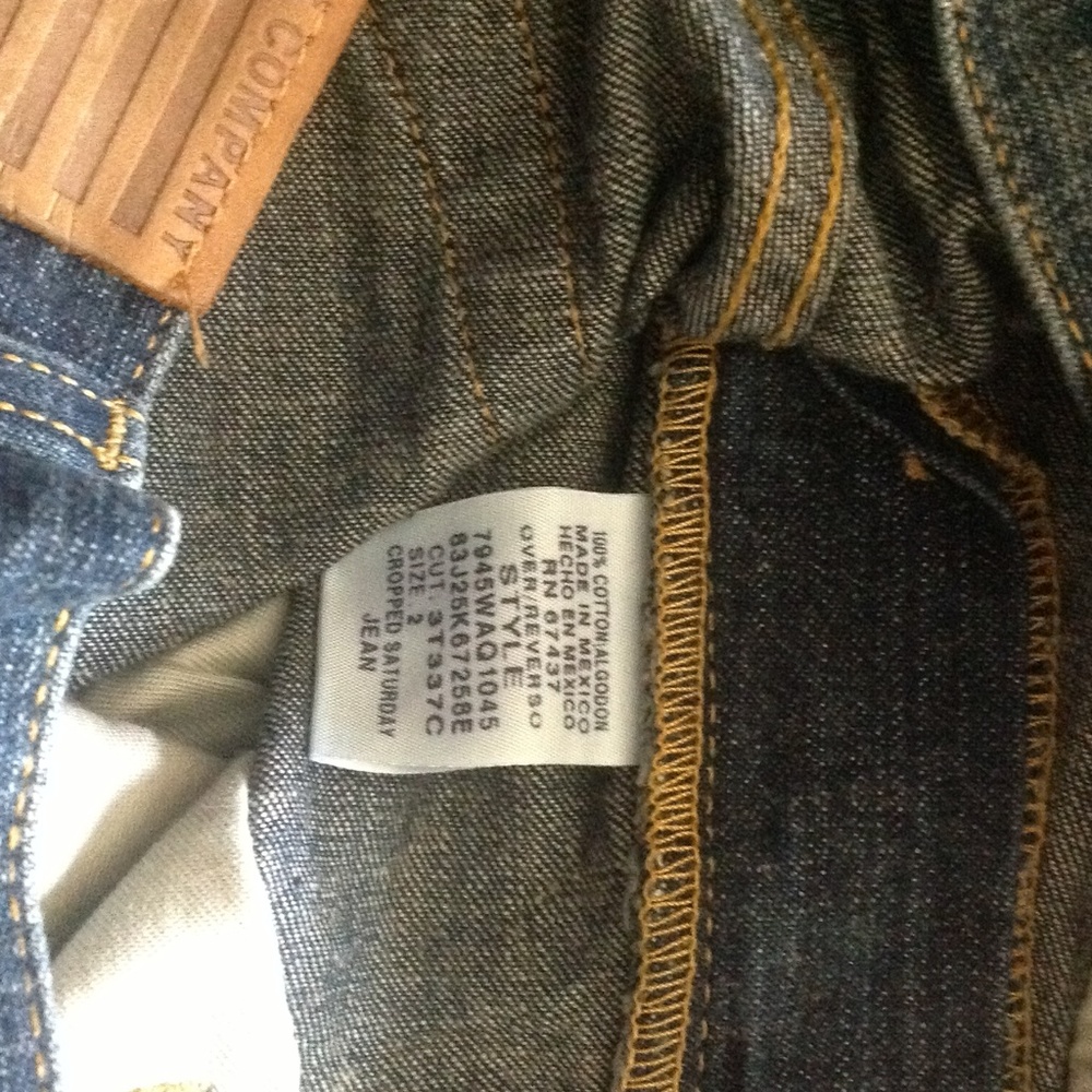 Size 2 cropped Saturday jeans by Ralph Lauren - Picture 3 of 4