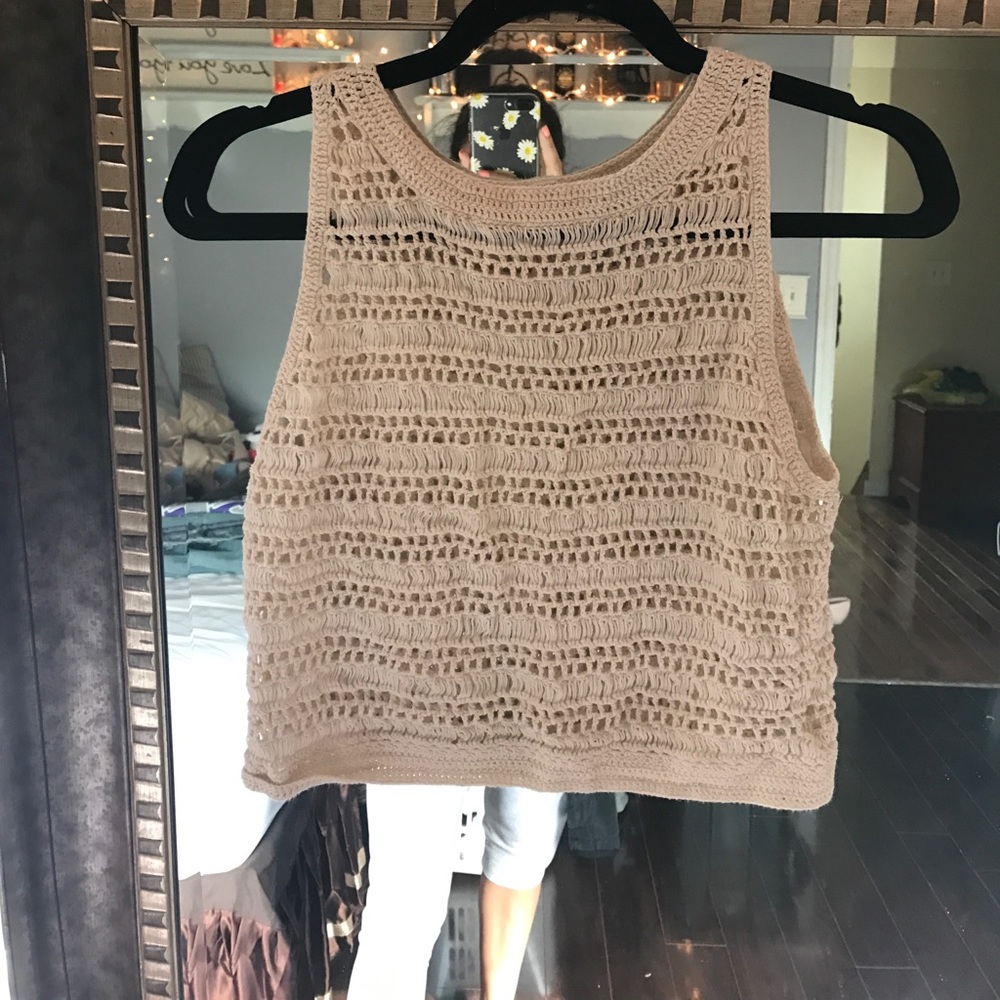 Tab cropped top