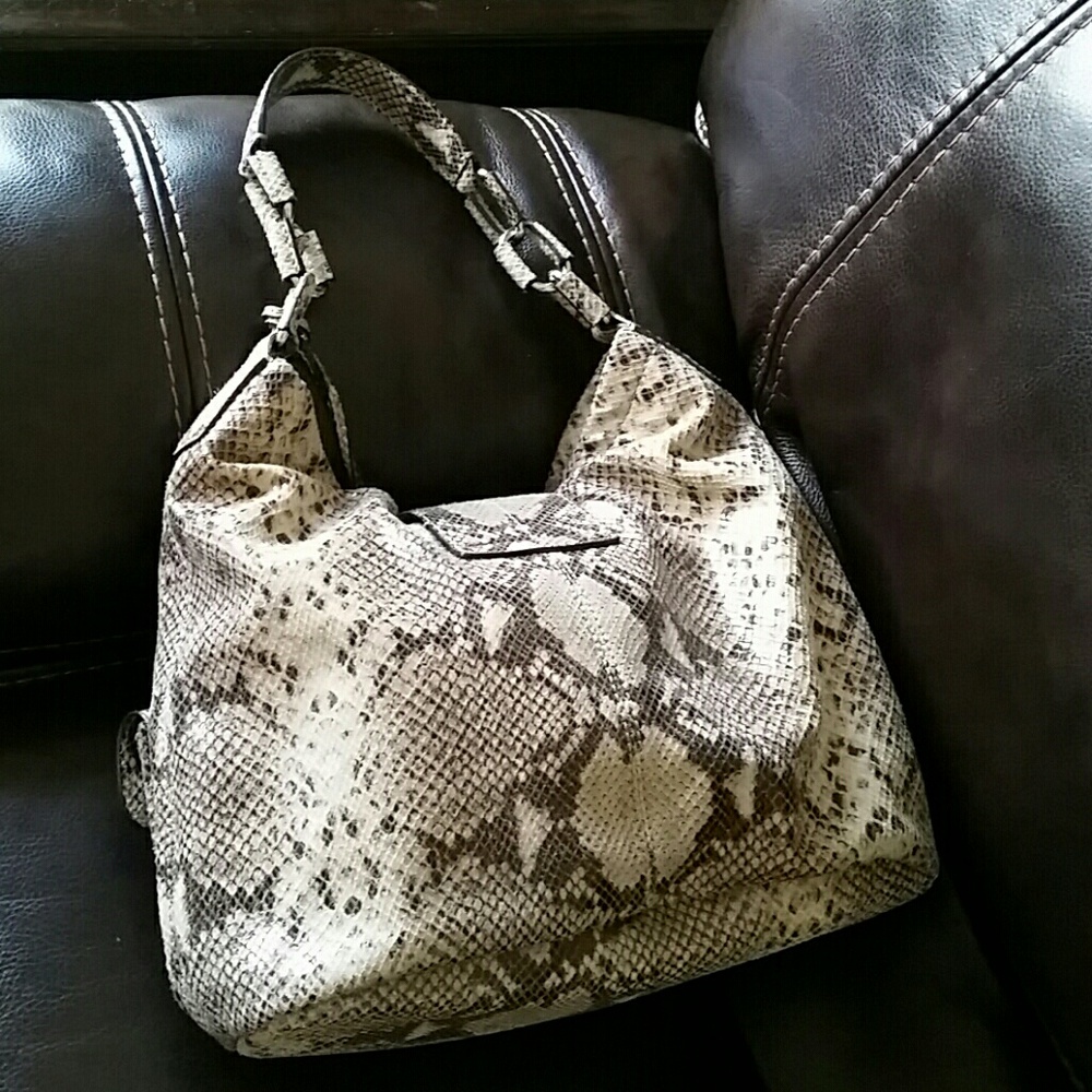 Michael Kors Bag - Picture 6 of 8