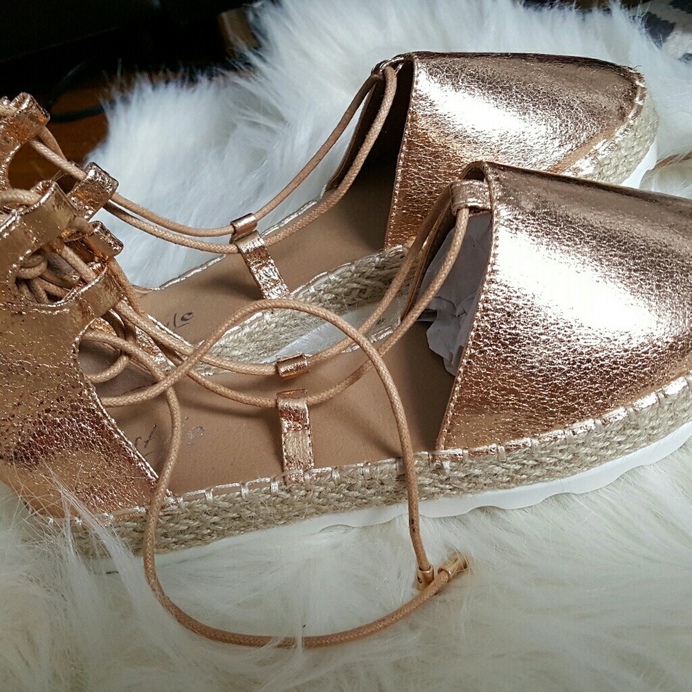 Womens gold sandals