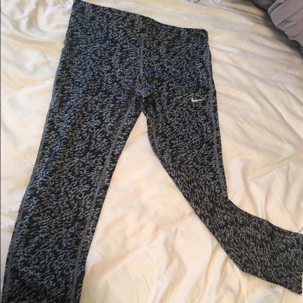 nike leggings