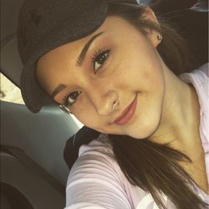 Meet your Posher, Madison
