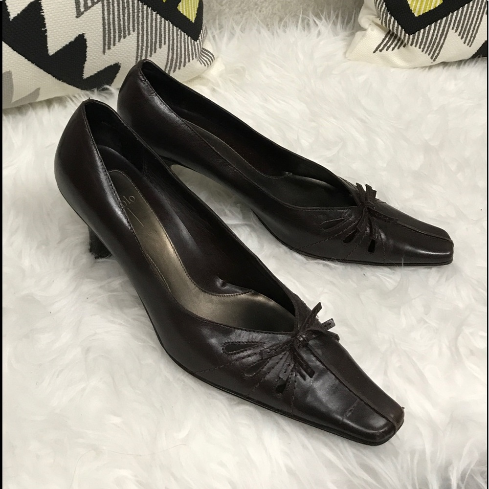 Vintage Leather Kitten Heel Shoes