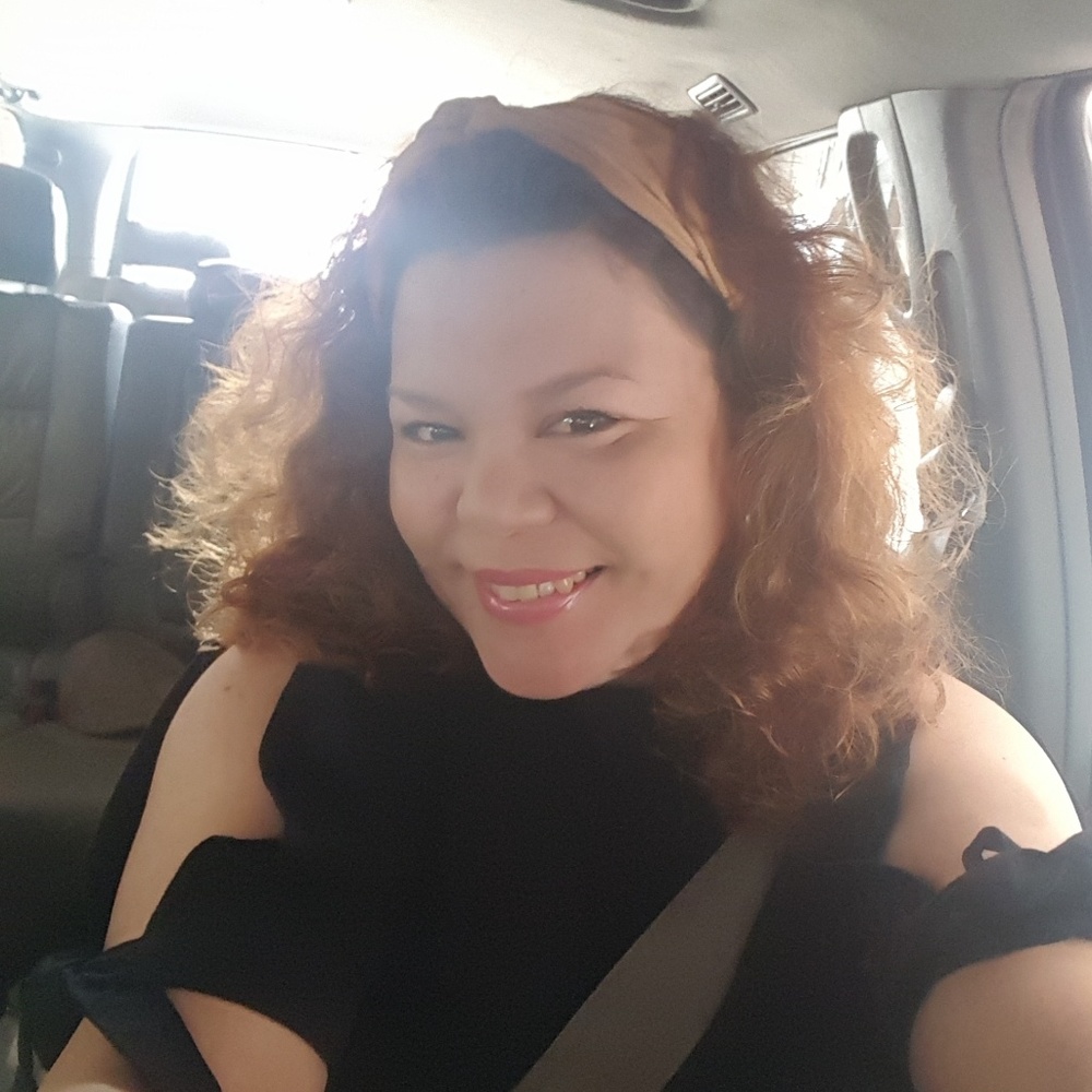 Meet your Posher, Cecilia