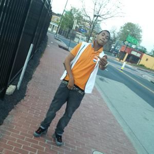 Meet your Posher, Dlow