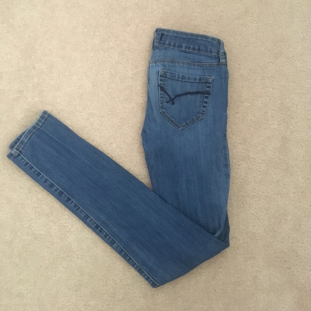 denim jeans {bullhead black}