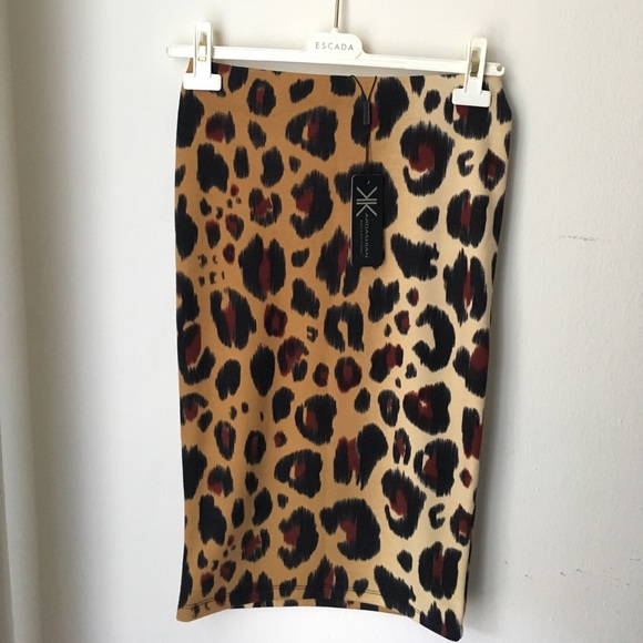 SOLD! Kardashian Collection Ponte Pencil Skirt - Picture 1 of 4