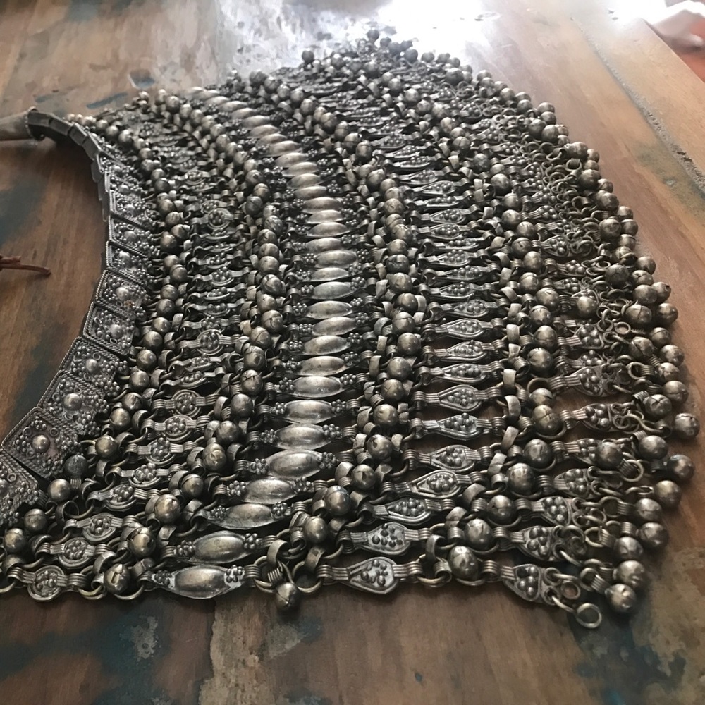 ๐ตHP๐ตVTG 80s Saudi Arabia Bedouin Necklace - Picture 5 of 8