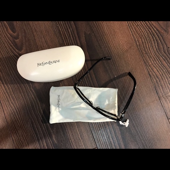 Yves Saint Laurent sunglasses main image 14