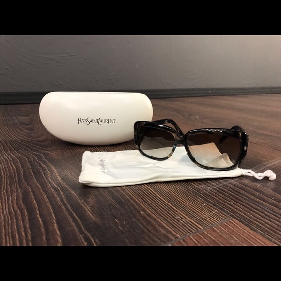 Yves Saint Laurent sunglasses main image 12