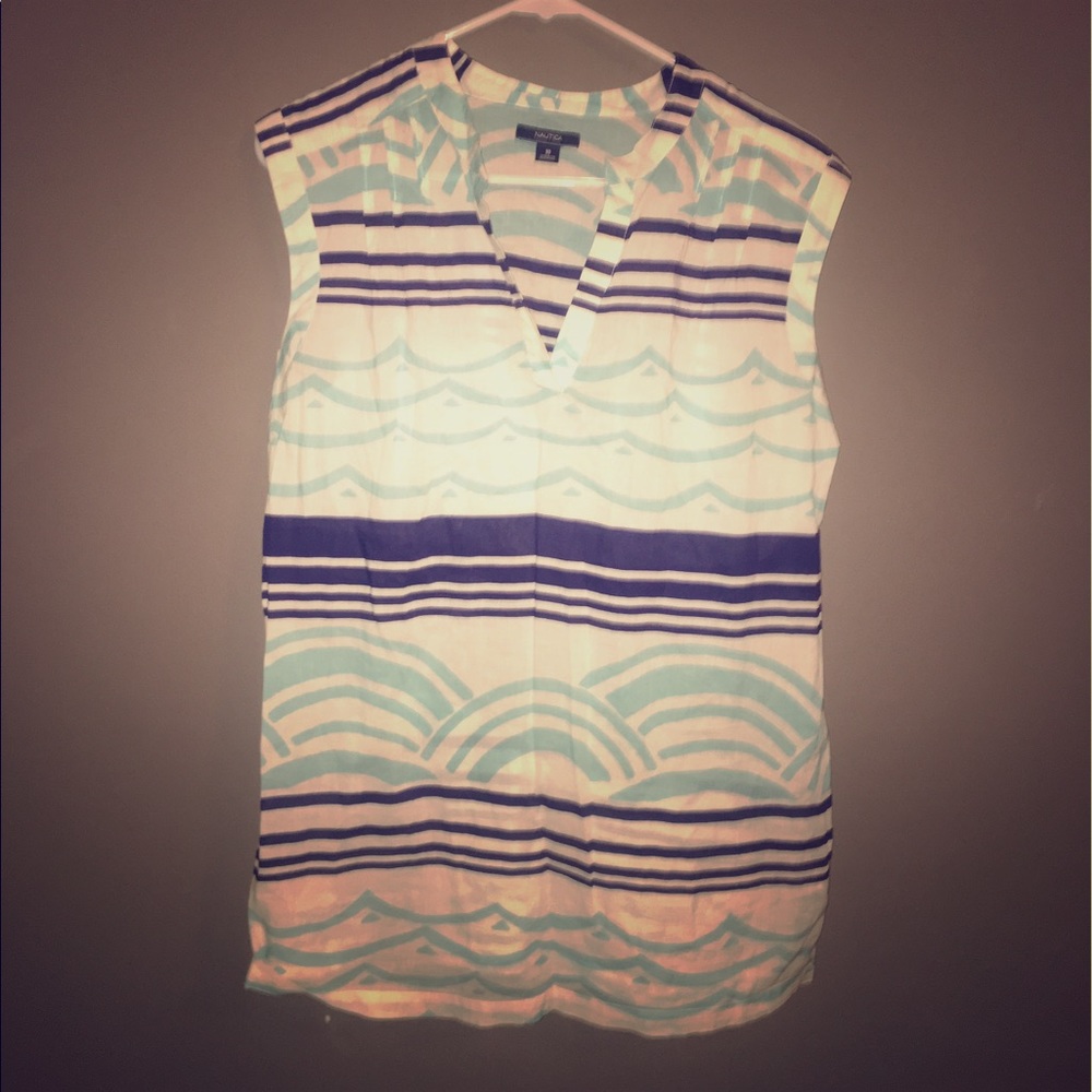 Super cute Nautica Top