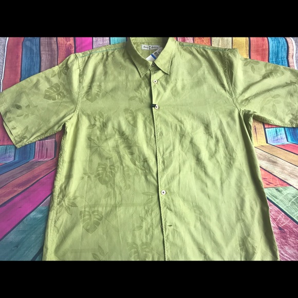 Tommy Bahama Other - Tommy Bahama XL Short Sleeved Green Button Down