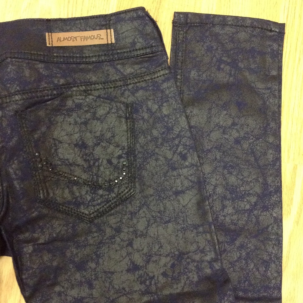 Black and Navy Texture-Look Skinny Jeans