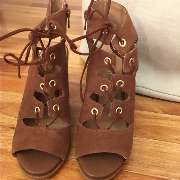 Open toe shoes - Picture 2 of 4