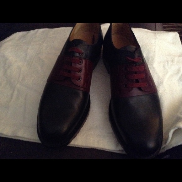 Valentino Garavani black and oxblood lace up shoes