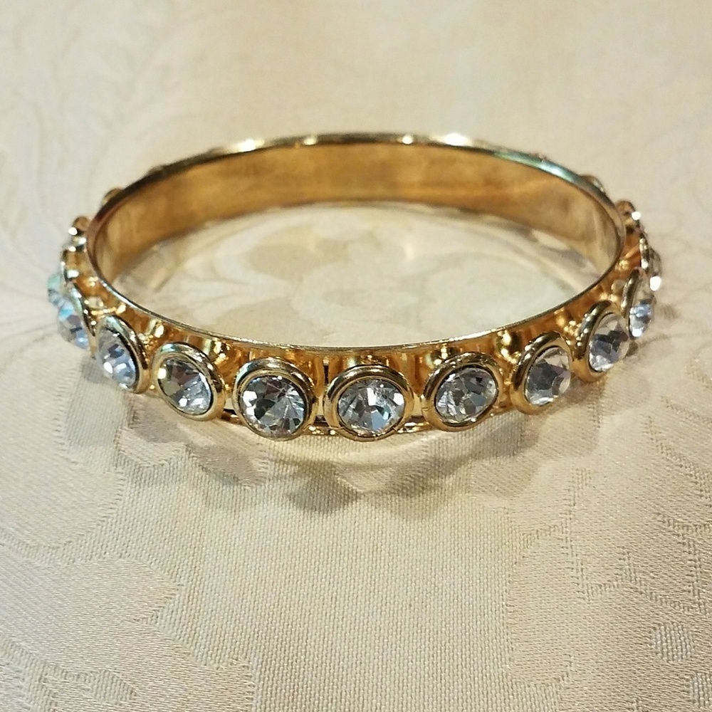 NWOT - Beautiful fashion Bangle