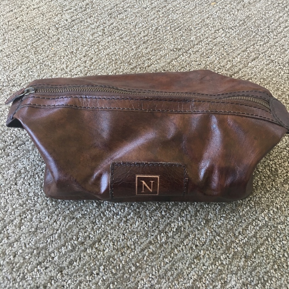 New pottery barn leather toiletry bag
