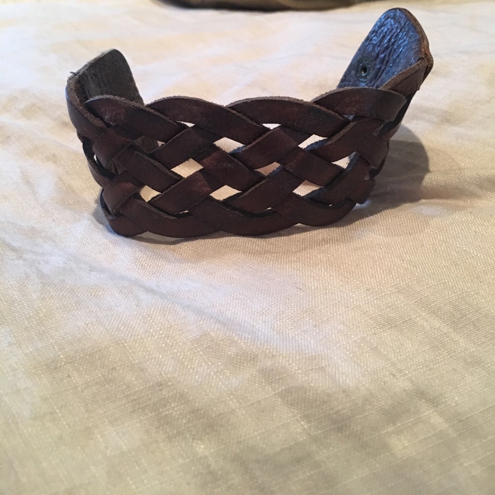 NWOT leather braided snap bracelet