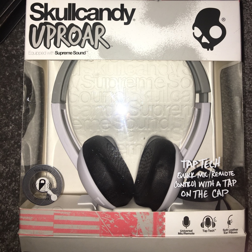 brand new skull candy headphones
