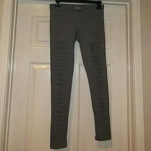 Distressed leggings