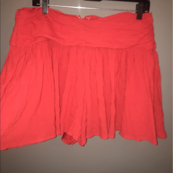 French Connection full shorts - Picture 2 of 4