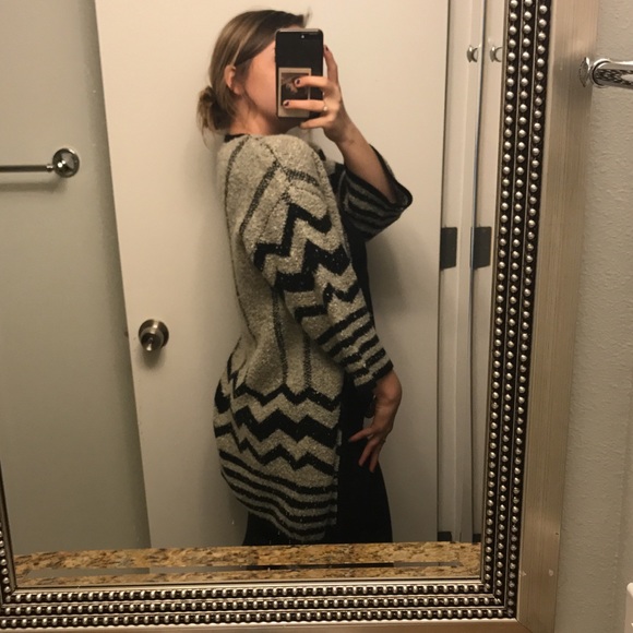 Cardigan - Picture 3 of 3