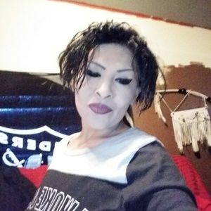 Meet your Posher, Sheena