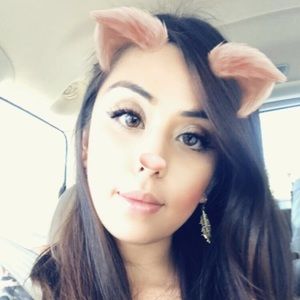 Meet your Posher, Brenda