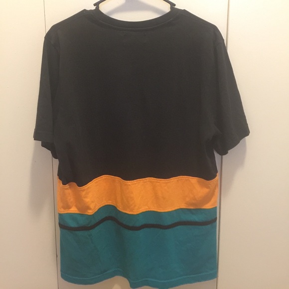 Men's Adidas T-shirt NWOT Authentic - Picture 2 of 3