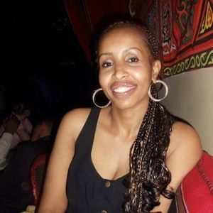 Meet your Posher, Farhia