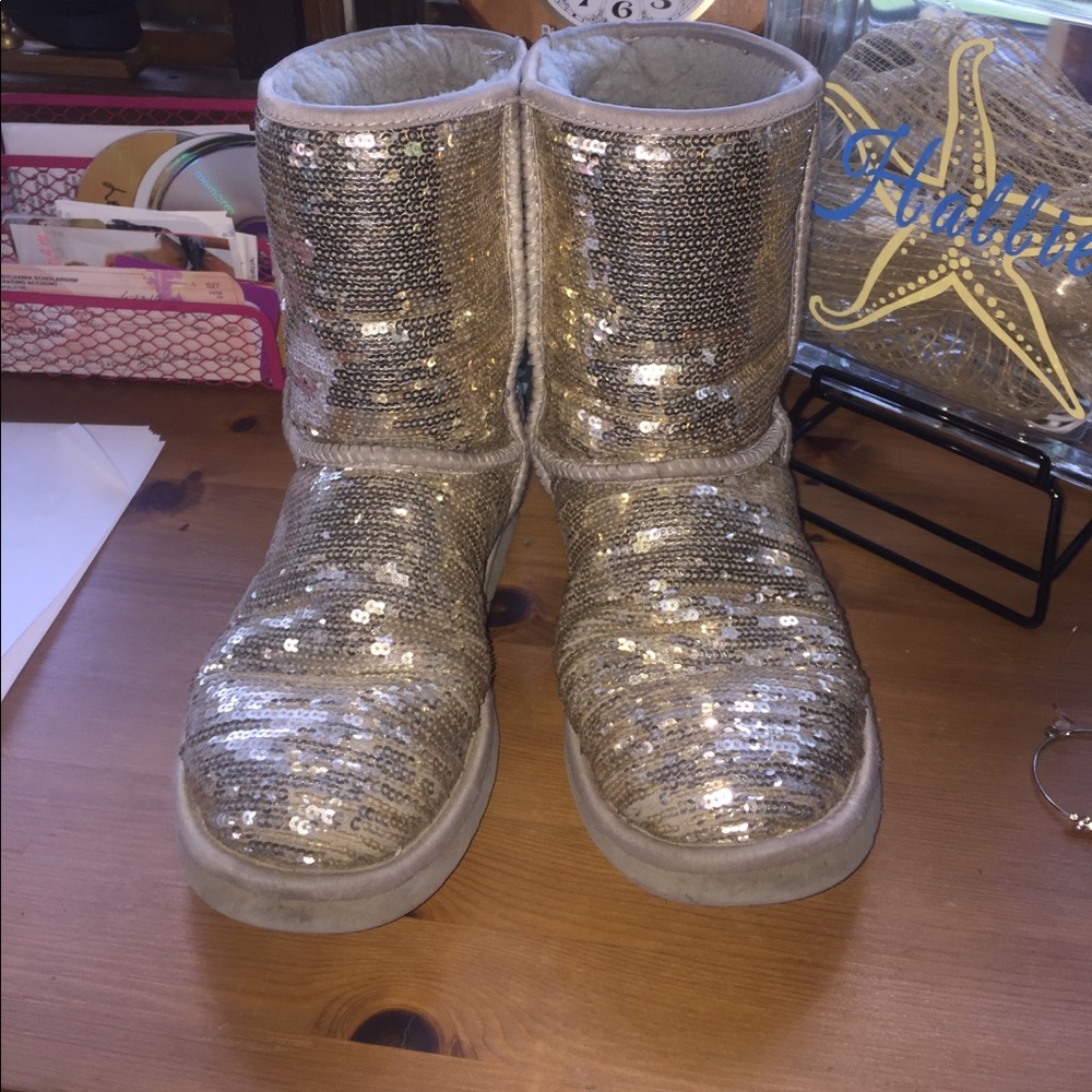 Sparkly Ugg boots! In okay condition!