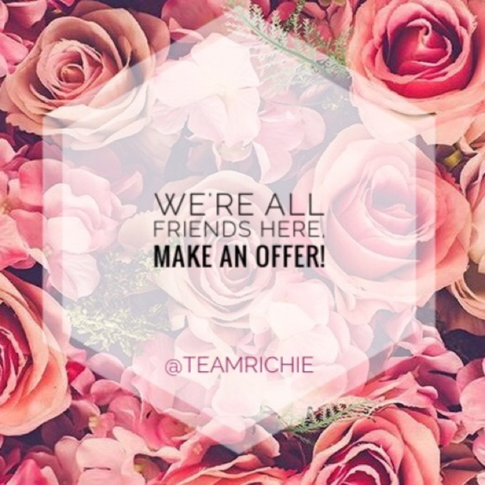 Always open to offers for my friends 💋